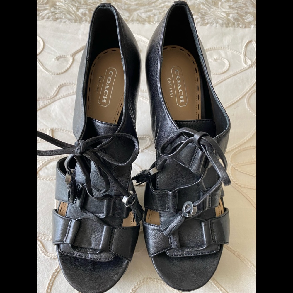 Coach Black Leather Platform Pump - Picture 2 of 8